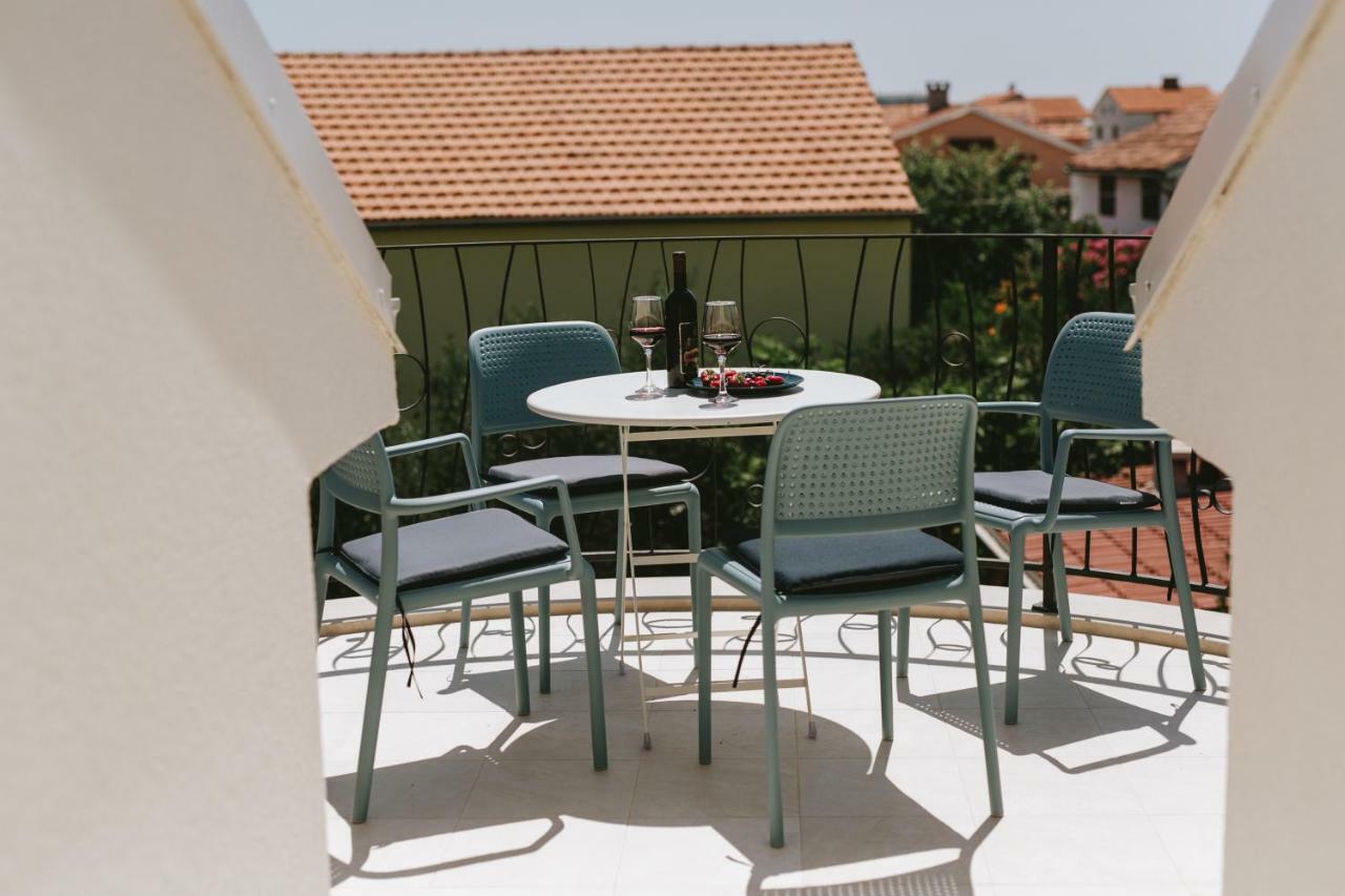 Fyaka Loft Apartments Vodice Exterior photo